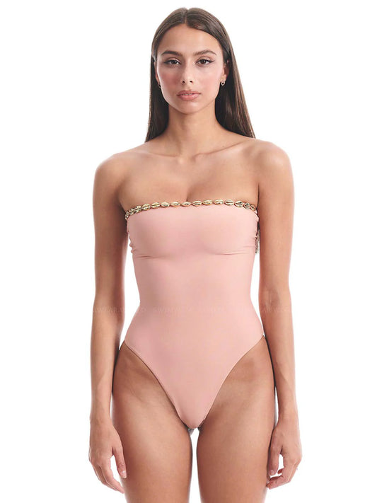 Nancy One Piece