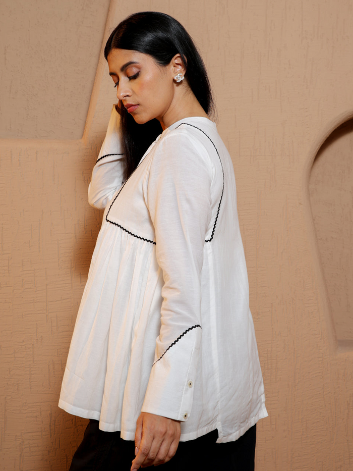 Aero White Cotton Viscose Top (Plus Size)