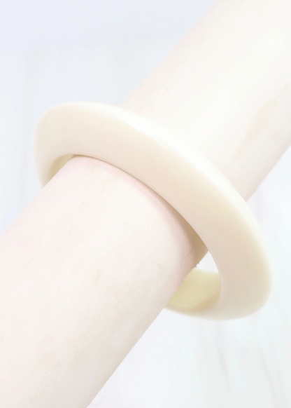Benton Bangle Bracelet - Ivory