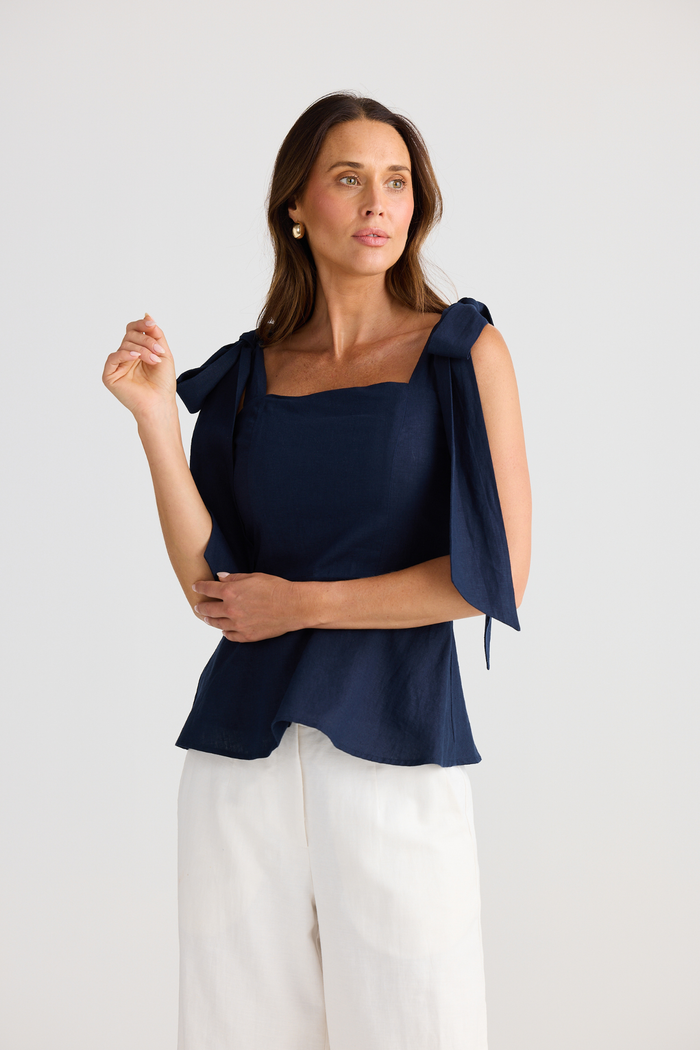 Brave + True Pippa Top BT25372-1 in navy with tie shoulder straps – Dotique