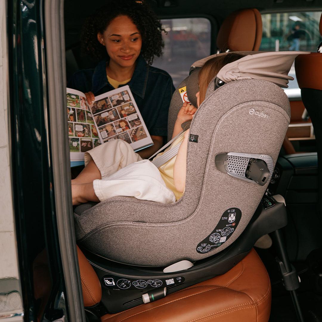 CYBEX Sirona T i-Size Plus Car Seat - Sepia Black