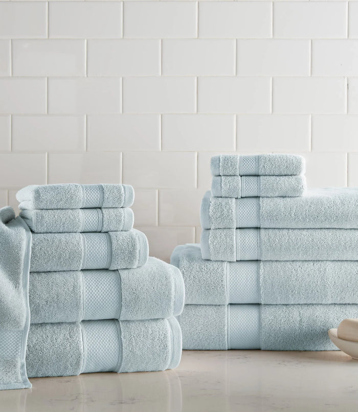 12 pc Bath Set / Glacier