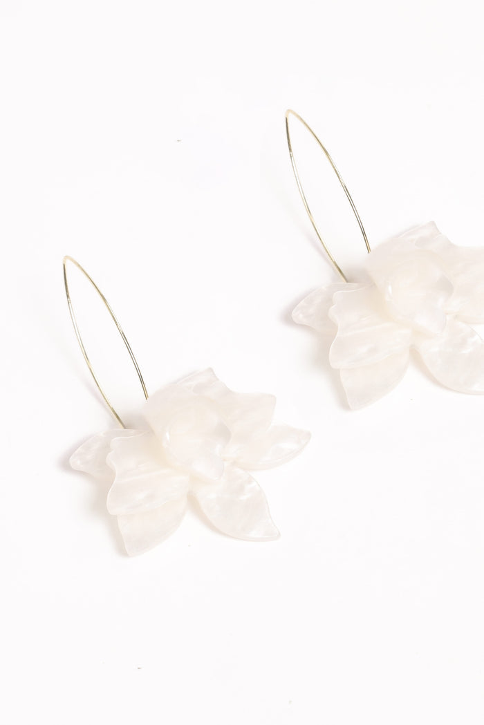 Petal and Pup USA ACCESSORIES Edel Earrings - White One Size