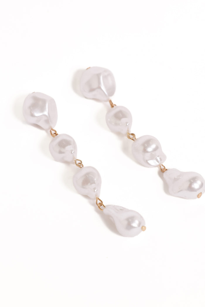 Petal and Pup USA ACCESSORIES Elyse Drop Earrings - Pearl One Size