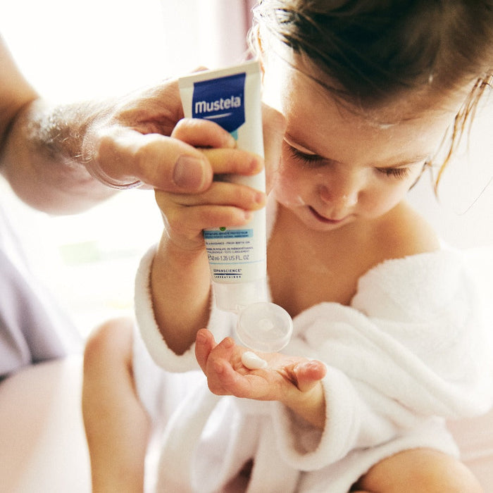 MUSTELA Hydra Bebe Facial Cream With Organically Farmed Avocado 40ml | Isetan KL Online Store