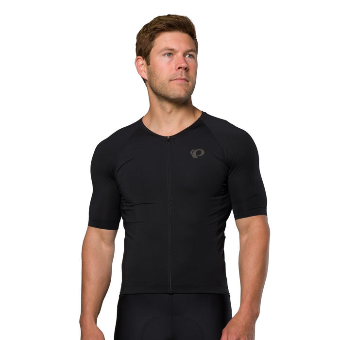 BLACK / M