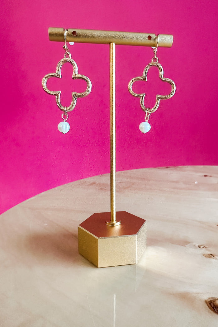Quatrefoil and Pear Dangle