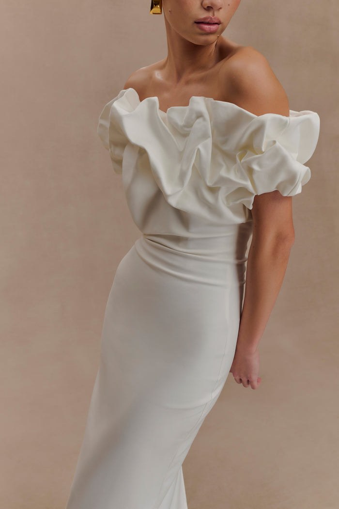 Sariya Sculptural Maxi Dress - White
