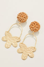 Spartina 449:Pentas Flower Earrings - Gold - B Social Boutique