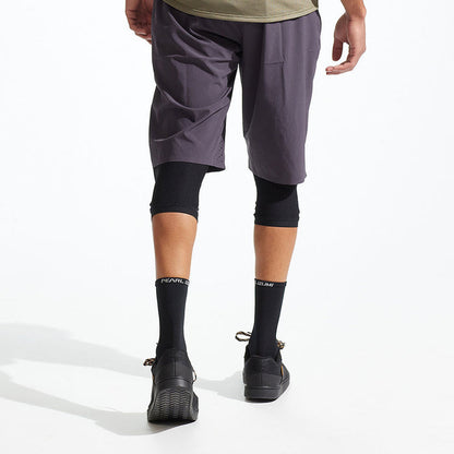 color:BLACK||view:SKU Image Detail||gender:Unisex||seo:Summit Knee Guards