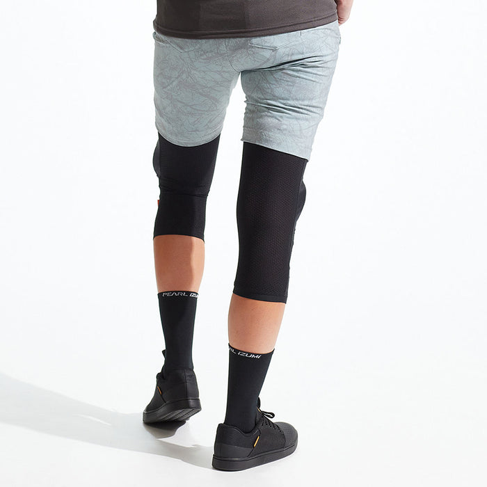 color:BLACK||view:SKU Image Detail||gender:Unisex||seo:Summit Knee Guards